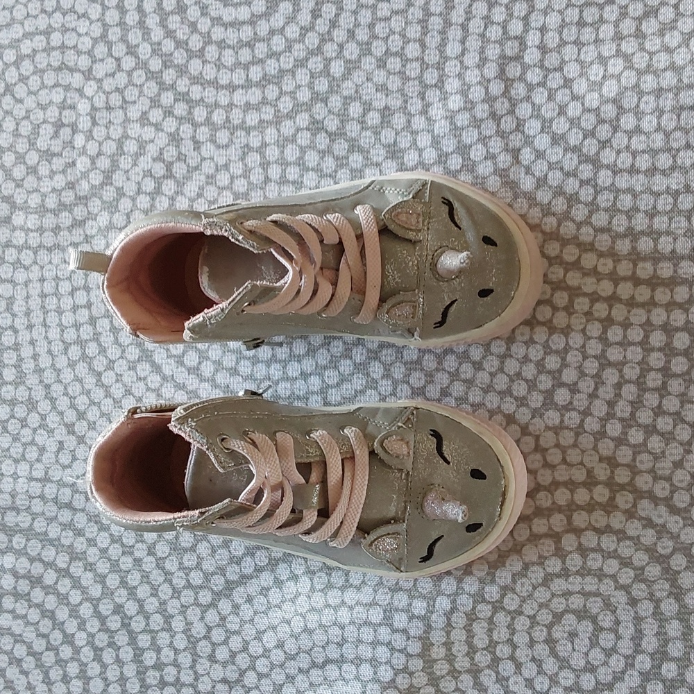 Girls toddler Unicorn High top tennis shoes